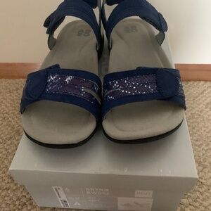 Abeo Brynn Blue Leather Sandals sz 6